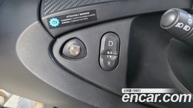 Renault Korea Twizy 2019 — photo 12