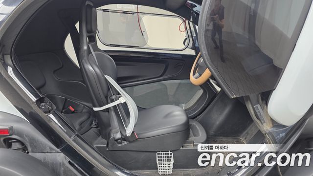 Renault Korea Twizy 2019 — photo 18