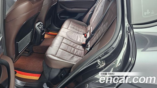 BMW X4 2020 — photo 17