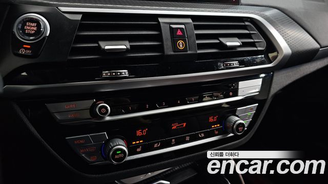 BMW X4 2020 — photo 30