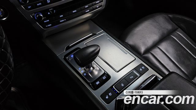 Genesis G80 2017 — photo 9