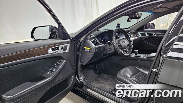 Genesis G80 2017 — photo 10