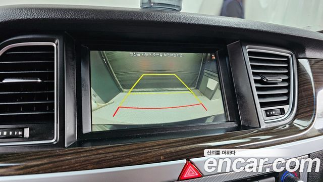 Genesis G80 2017 — photo 15