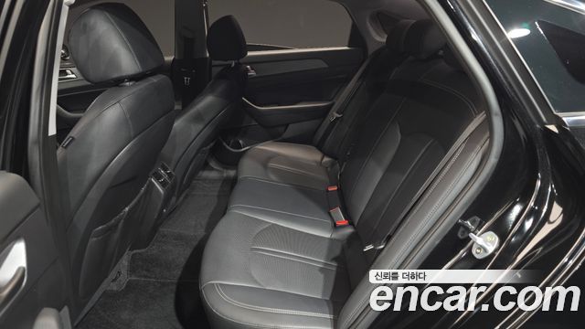 Hyundai Sonata 2019 — photo 11