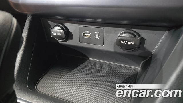 Hyundai Sonata 2019 — photo 16