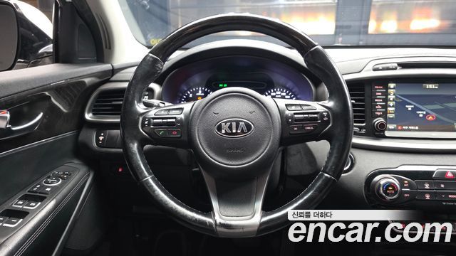 Kia Sorento 2016 — photo 13