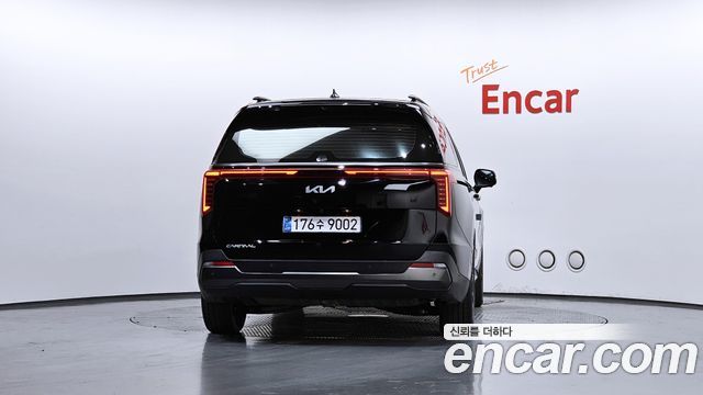 Kia Canival 2025 — photo 4