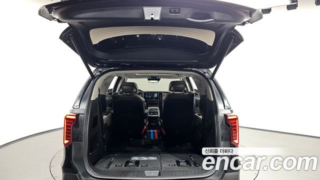 Kia Canival 2025 — photo 24