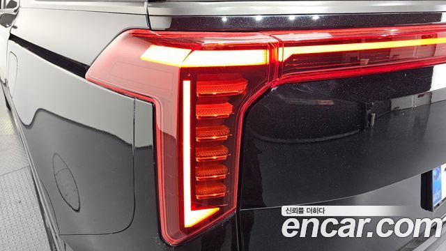 Kia Canival 2025 — photo 9