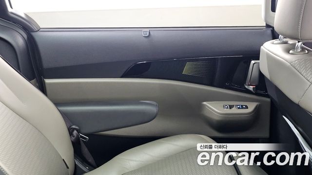 Kia Canival 2025 — photo 15