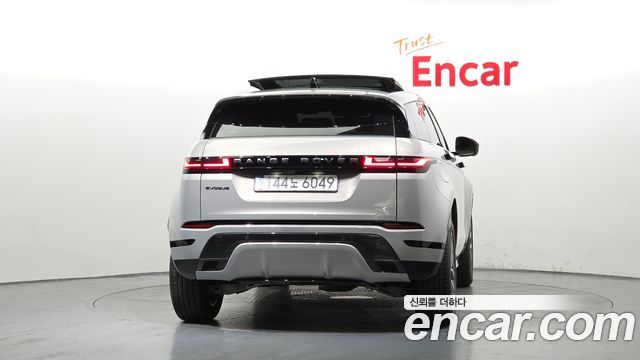 Land Rover Range Rover Evoque 2026 — photo 4