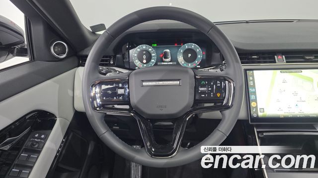 Land Rover Range Rover Evoque 2026 — photo 13