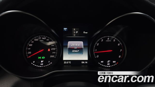 Mercedes-Benz GLC-Class 2019 — photo 11