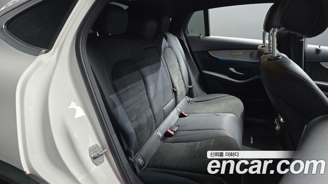 Mercedes-Benz GLC-Class 2019 — photo 17