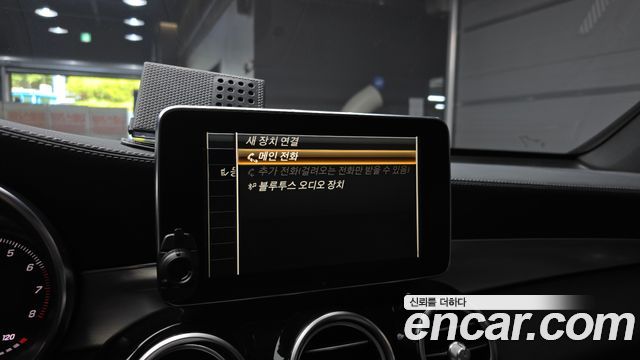 Mercedes-Benz GLC-Class 2019 — photo 21