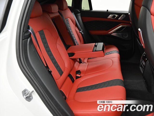 BMW X6M 2024 — photo 12