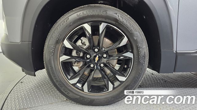 Chevrolet Korea Trailblazer 2022 — photo 5