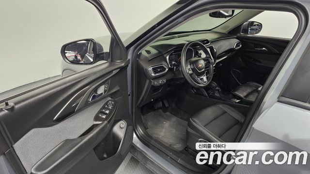 Chevrolet Korea Trailblazer 2022 — photo 10
