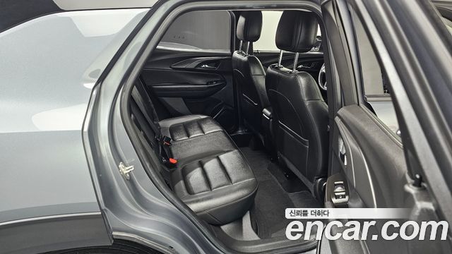 Chevrolet Korea Trailblazer 2022 — photo 11