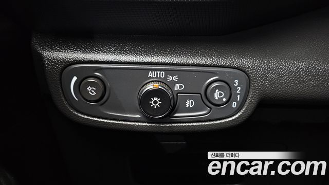 Chevrolet Korea Trailblazer 2022 — photo 14