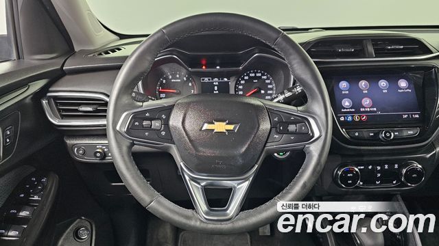 Chevrolet Korea Trailblazer 2022 — photo 15