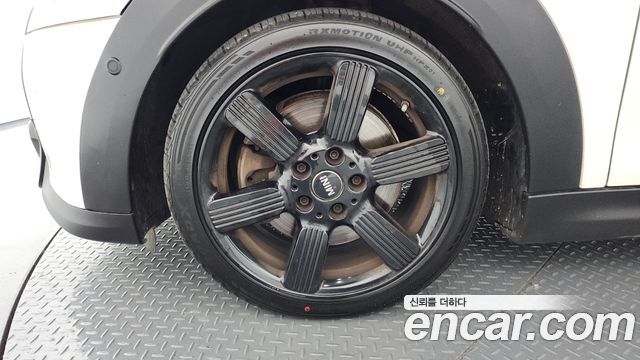 Mini Cooper Convertible 2022 — photo 5