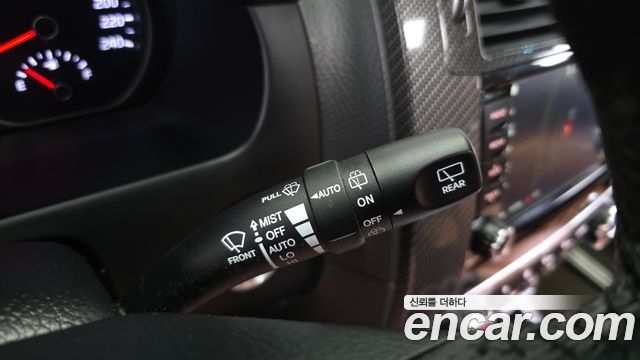 Kia Mohave 2018 — photo 17