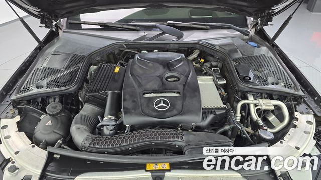 Mercedes-Benz C-Class 2017 — photo 6
