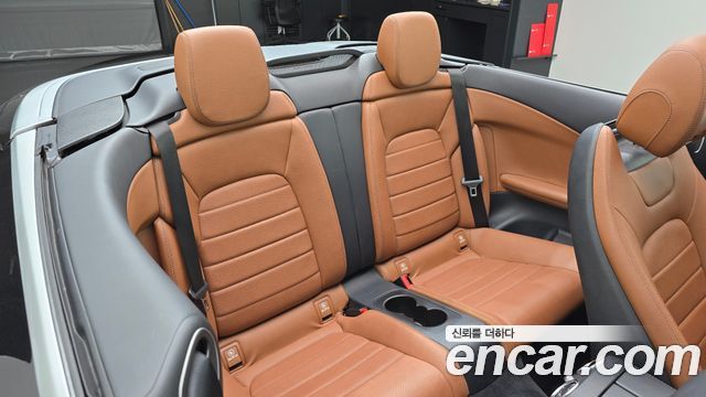 Mercedes-Benz C-Class 2017 — photo 11