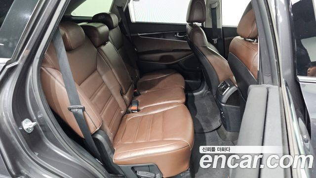 Kia Sorento 2015 — photo 17