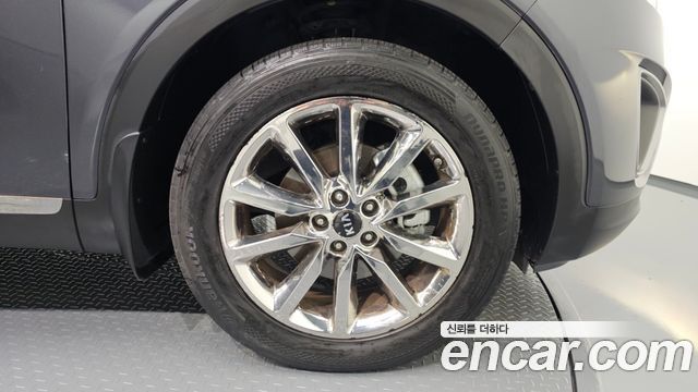 Kia Sorento 2015 — photo 7