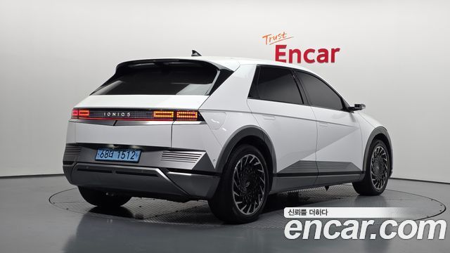 Hyundai Ioniq5 2022 — photo 2