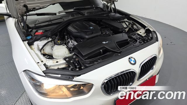 BMW 1-Series 2017 — photo 6