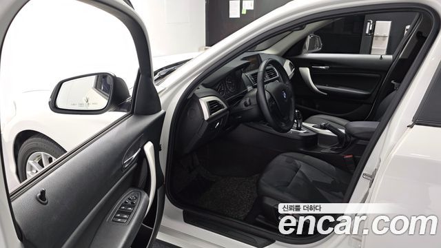 BMW 1-Series 2017 — photo 10