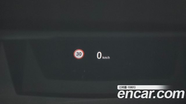BMW 3-Series 2018 — photo 25