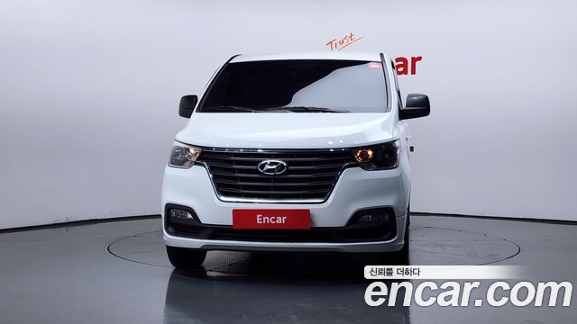 Hyundai Starex 2021 — photo 3