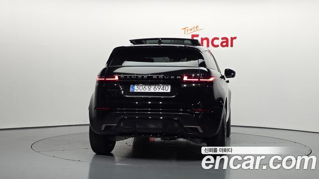 Land Rover Range Rover Evoque 2025 — photo 4