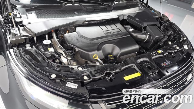 Land Rover Range Rover Evoque 2025 — photo 6