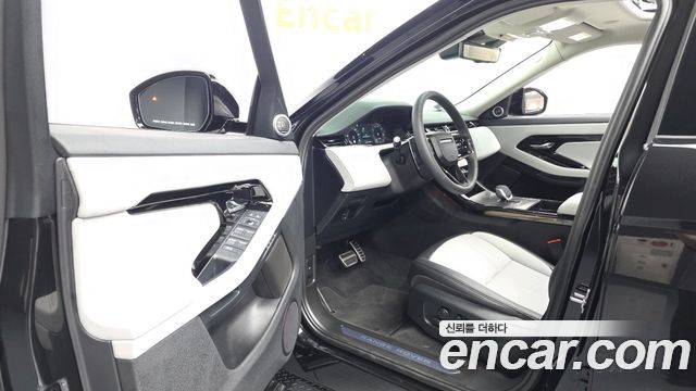 Land Rover Range Rover Evoque 2025 — photo 10