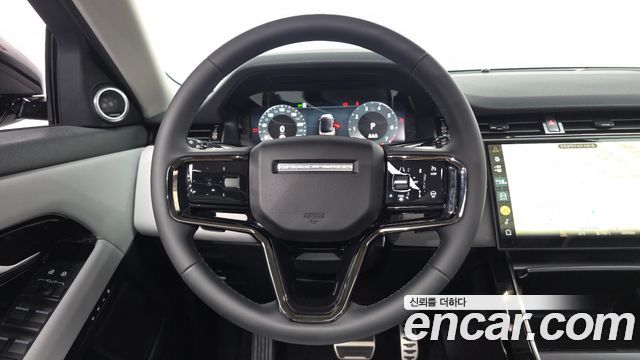 Land Rover Range Rover Evoque 2025 — photo 13