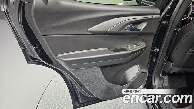ChevroletGMDaewoo Trailblazer 2022 — photo 15