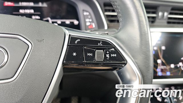 Audi A6 2021 — photo 16