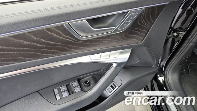 Audi A6 2021 — photo 30