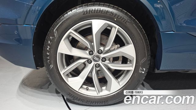 Audi e-tron 2020 — photo 5