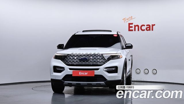 Ford Explorer 2020 — photo 3