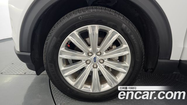 Ford Explorer 2020 — photo 5