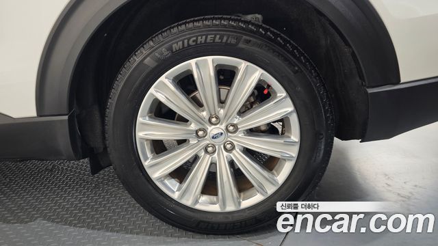 Ford Explorer 2020 — photo 7