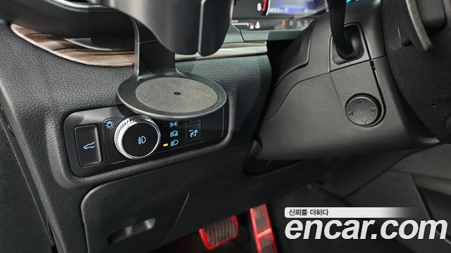 Ford Explorer 2020 — photo 27