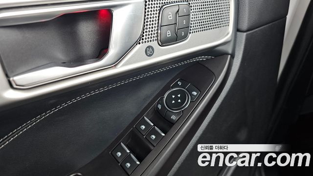 Ford Explorer 2020 — photo 30