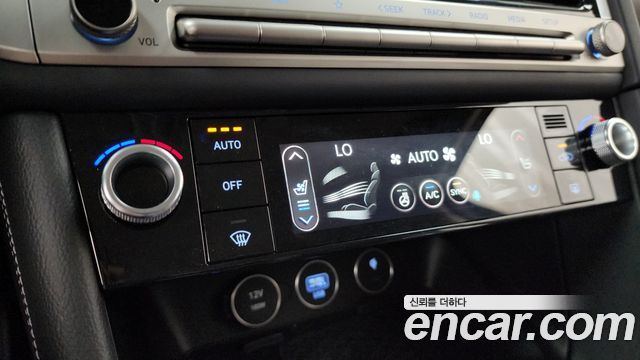 Genesis G70 2024 — photo 33